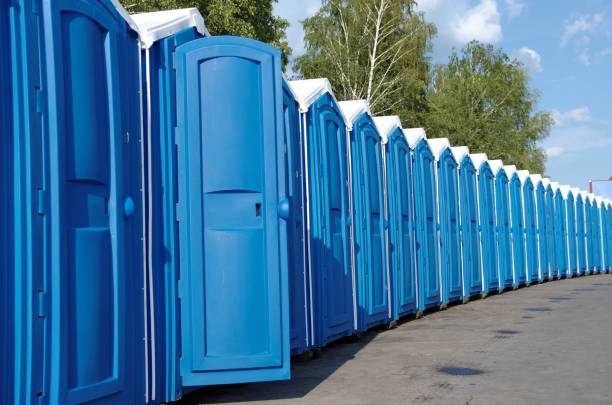 Best Portable bathroom rental  in Thompson, ND
